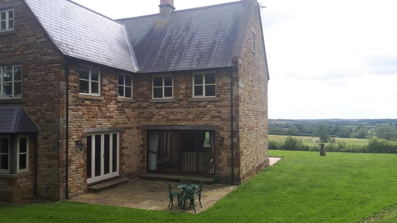 Cockley Hill Farm Bed & Breakfast Brackley  Esterno foto